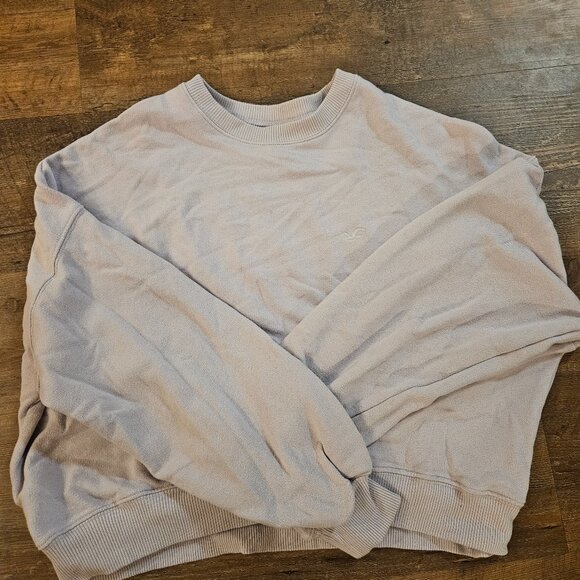 Hollister Tops - Hollister Women’s Cropped Crewneck Sweatshirt Small Lavender
